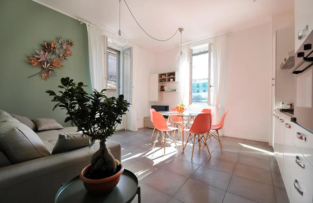 Santa Maria Square View - Family Accomodation-1